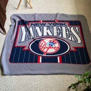 NEW YORK YANKEES THROW APPROX 43"X60" new New York City baseball jeter judge